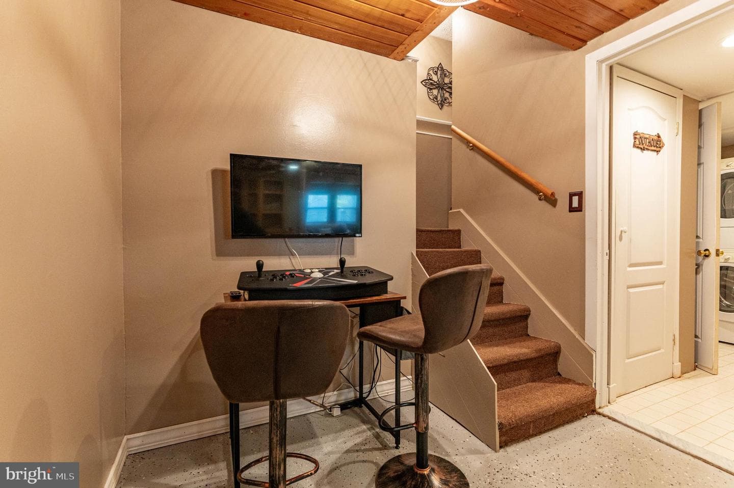 1328 Winding Way photo 41