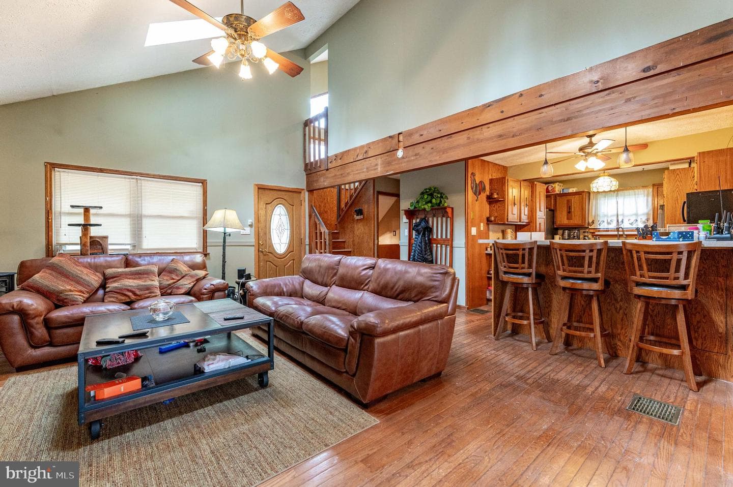 1328 Winding Way photo 7