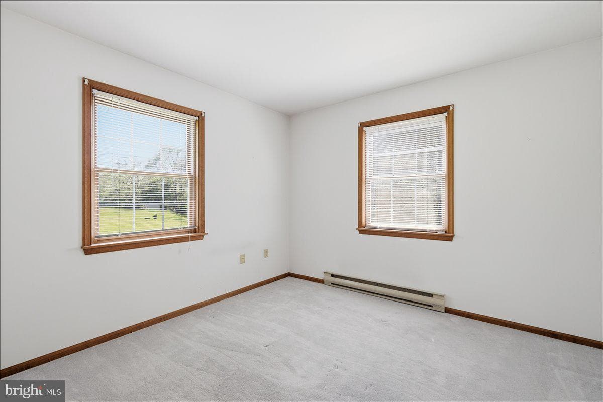 166 Regency Lane photo 32