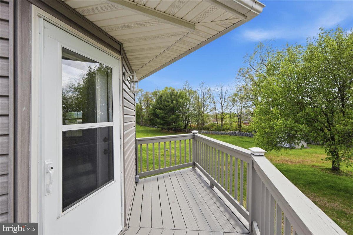166 Regency Lane photo 38