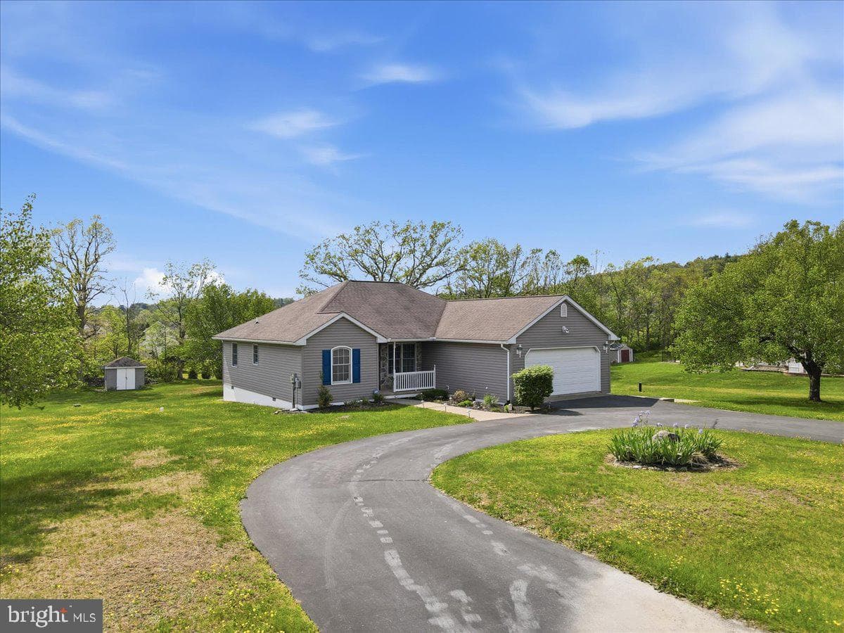 166 Regency Lane photo 45