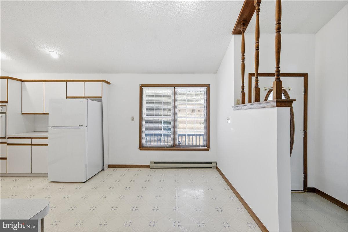 166 Regency Lane photo 8