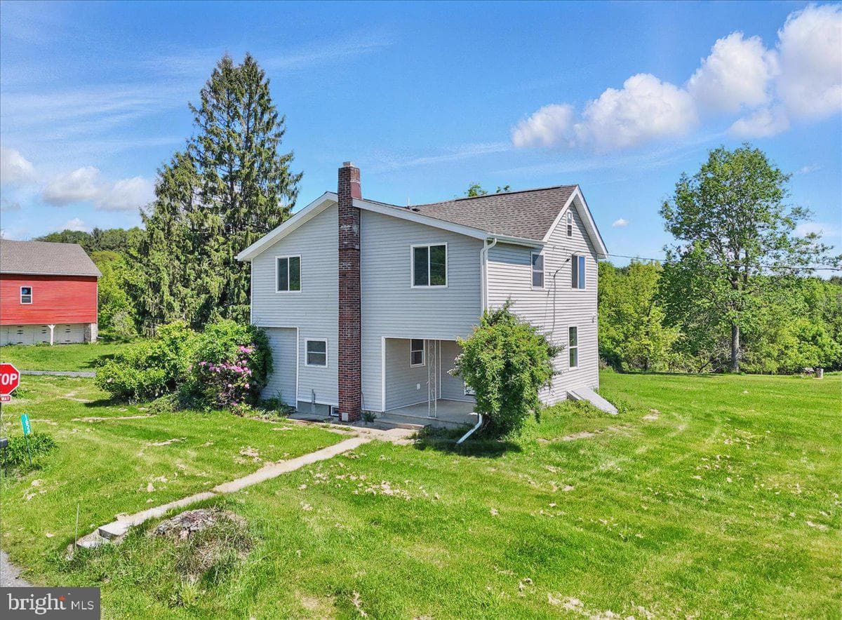 1652 Bonser Road photo 2