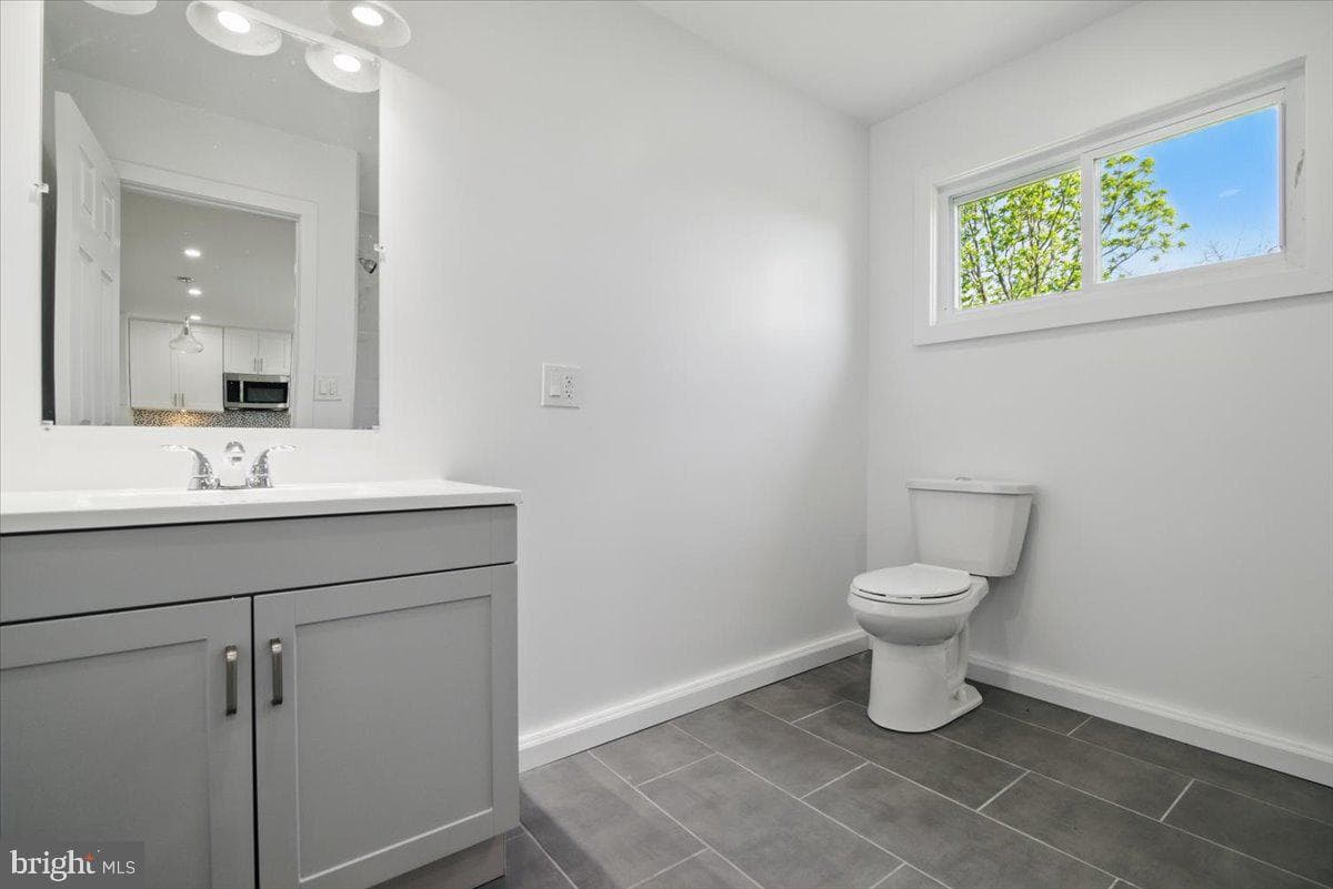1652 Bonser Road photo 28
