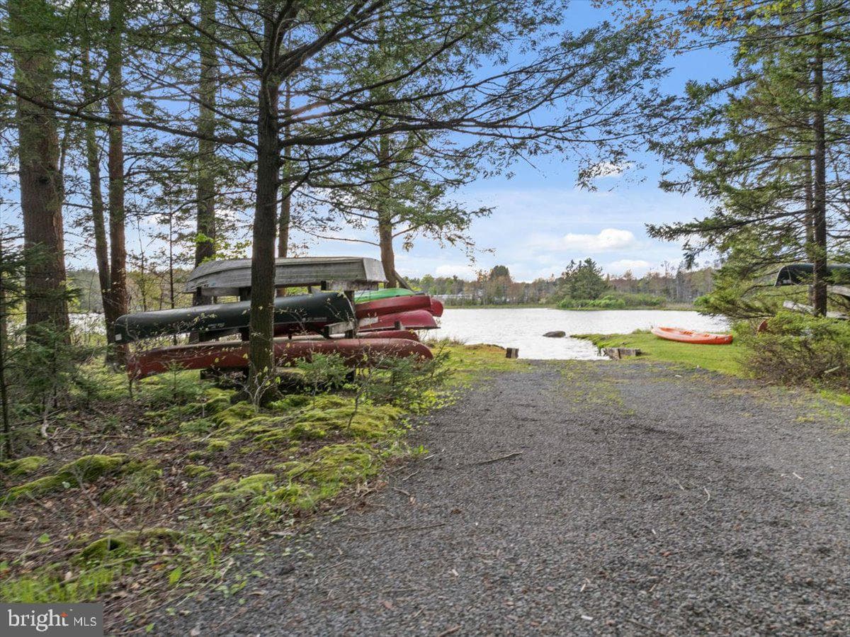 187 Sawmill Road photo 12