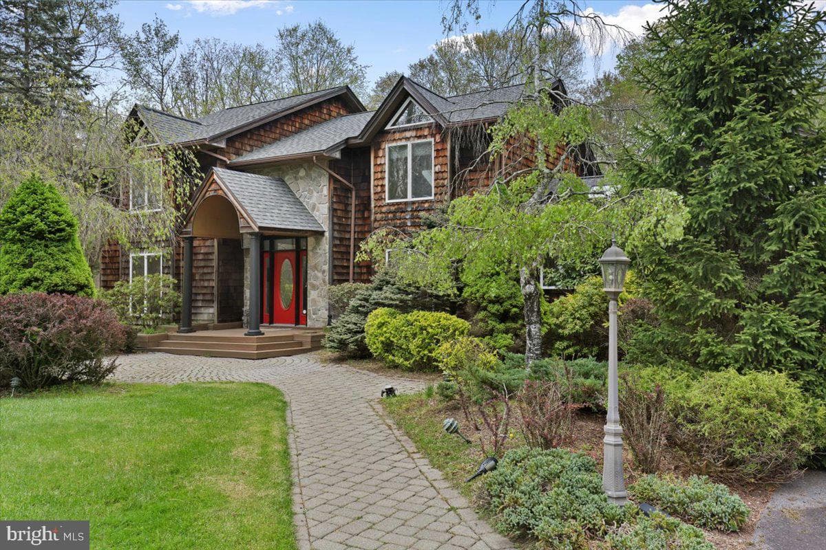 187 Sawmill Road photo 14