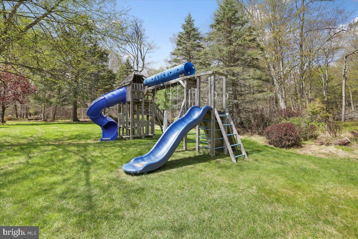 187 Sawmill Road photo 18