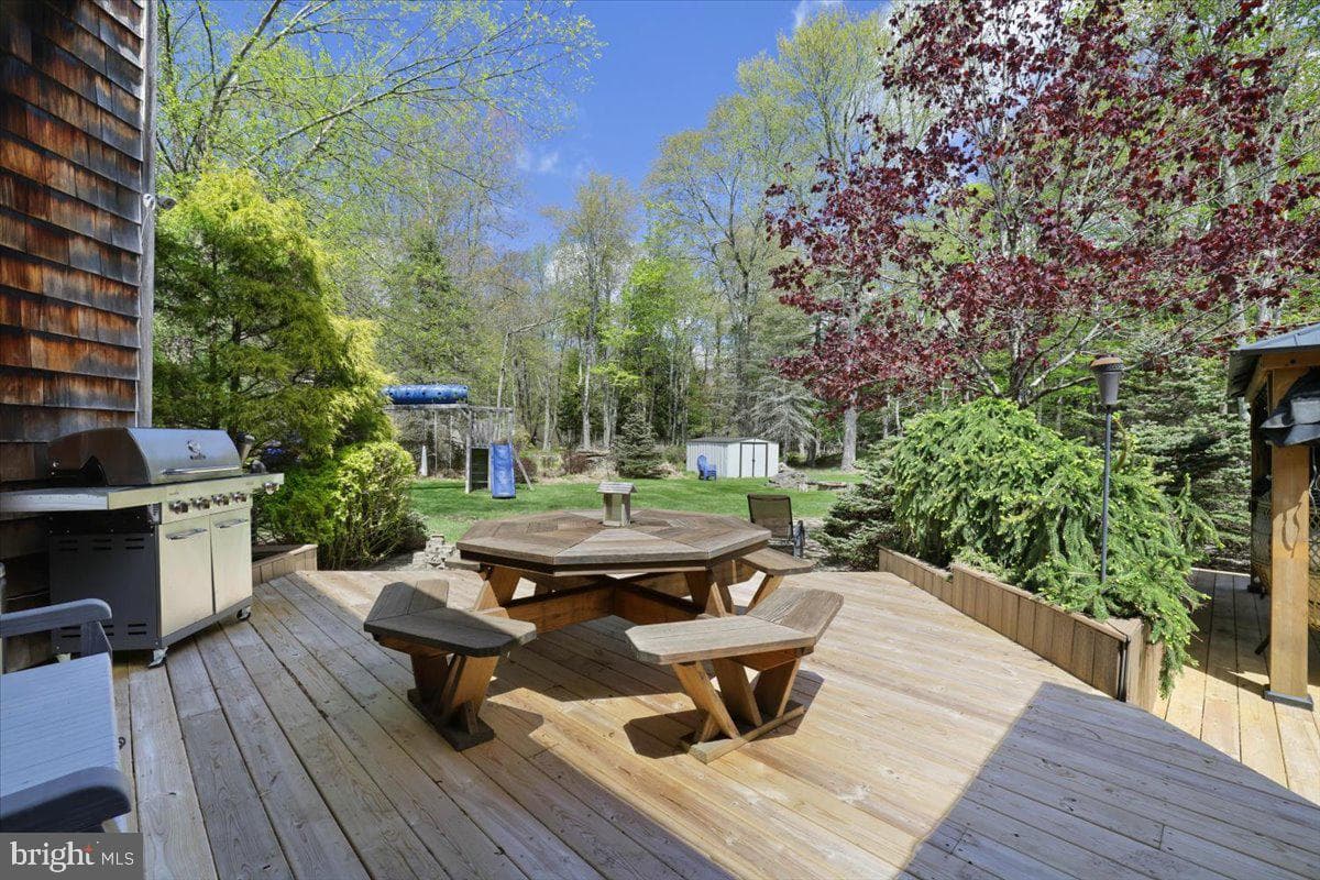 187 Sawmill Road photo 20