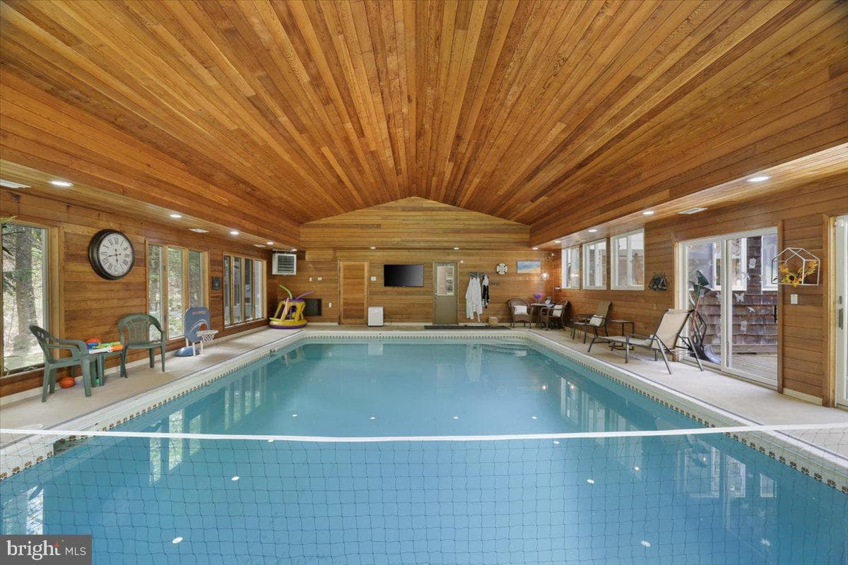 187 Sawmill Road photo 22