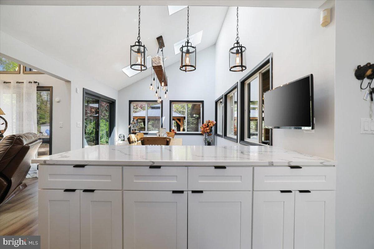 187 Sawmill Road photo 35