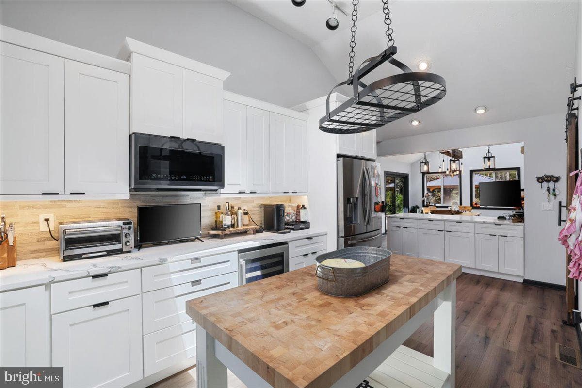 187 Sawmill Road photo 40