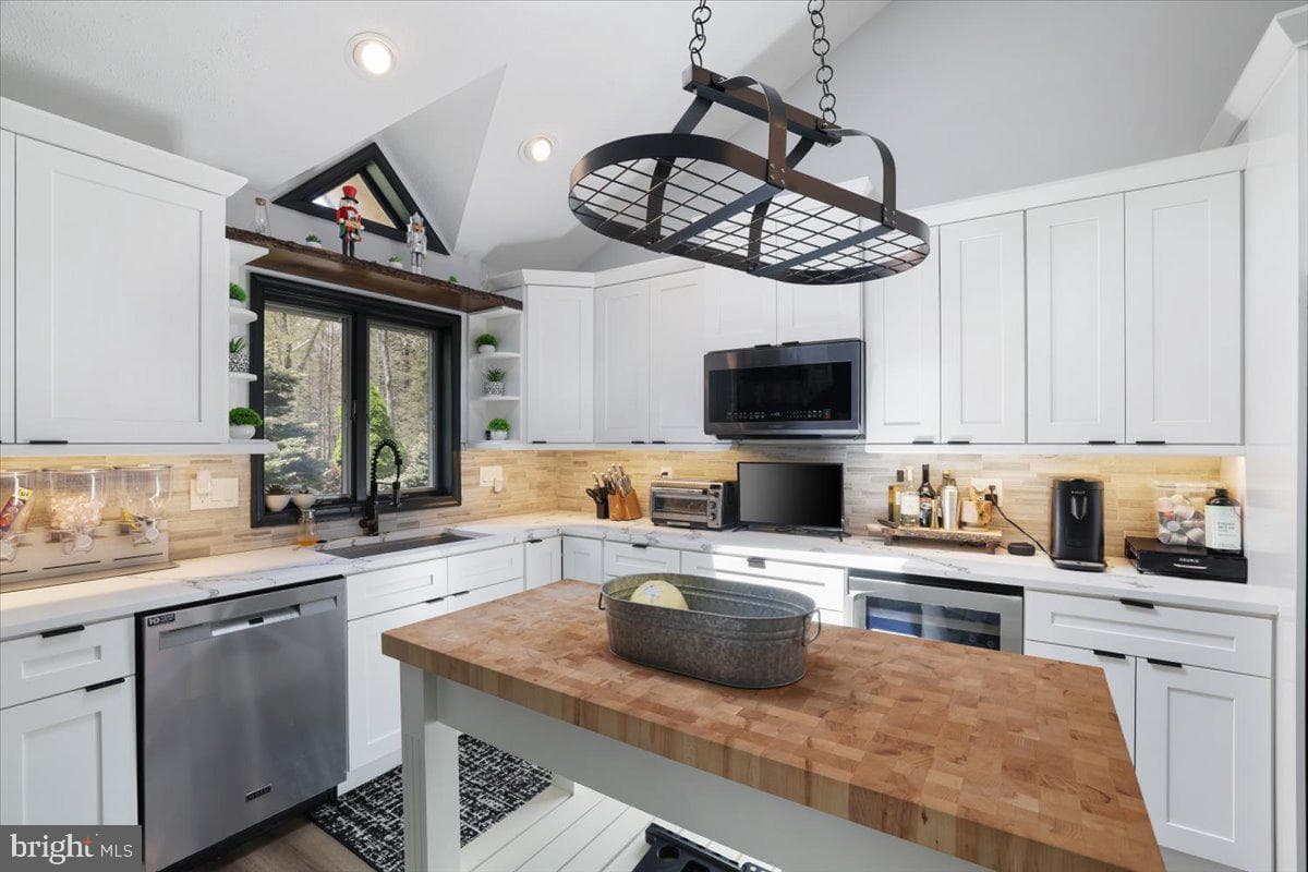 187 Sawmill Road photo 41