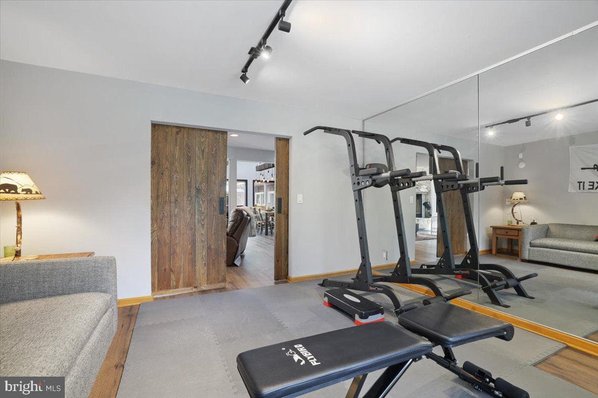 187 Sawmill Road photo 53