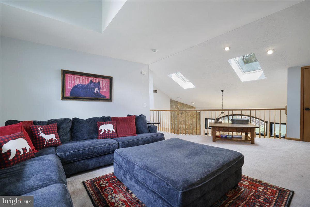 187 Sawmill Road photo 57