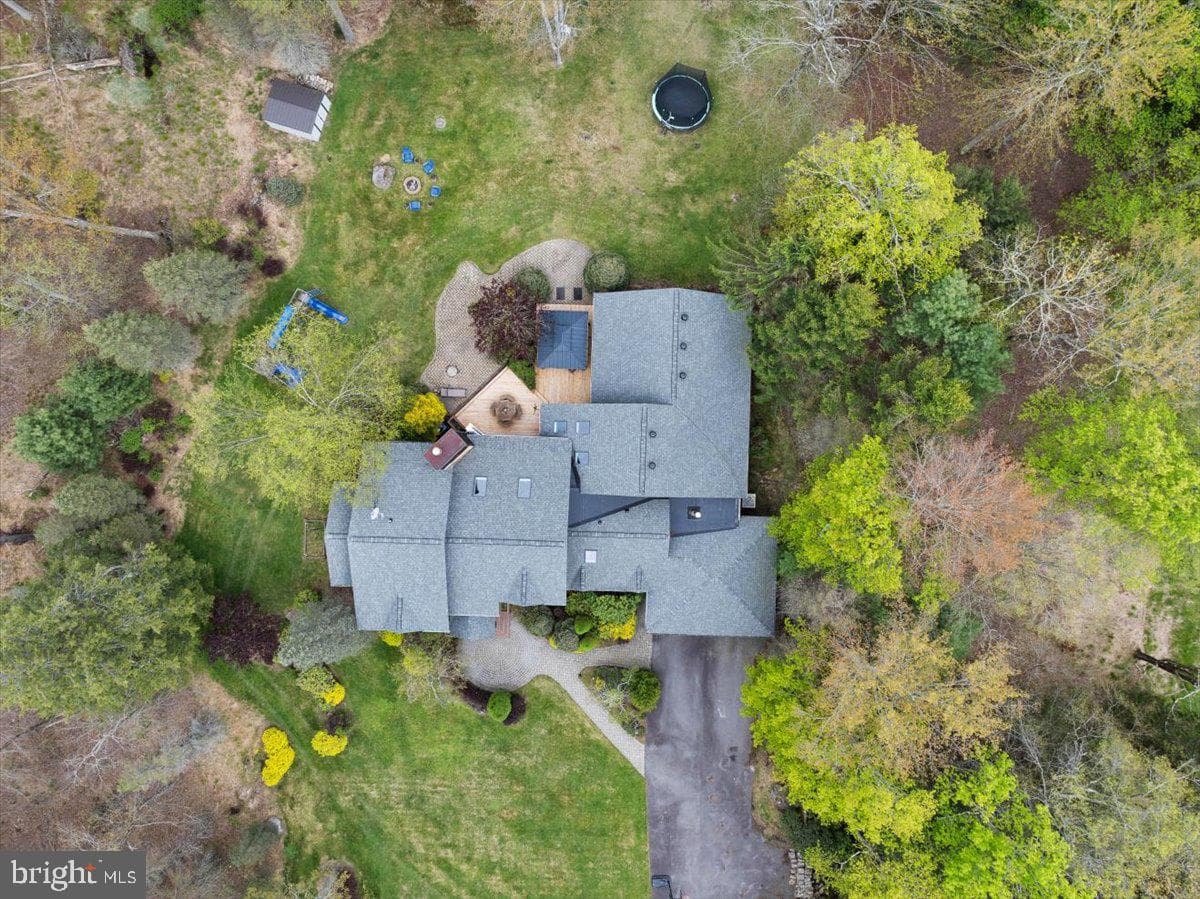 187 Sawmill Road photo 82