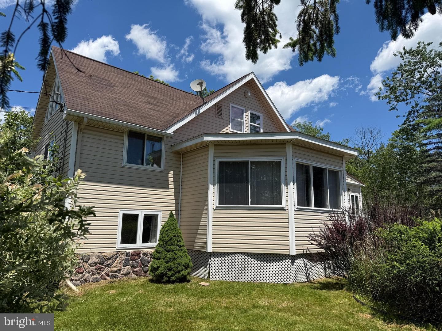 7639 Lake Shore Drive photo 4
