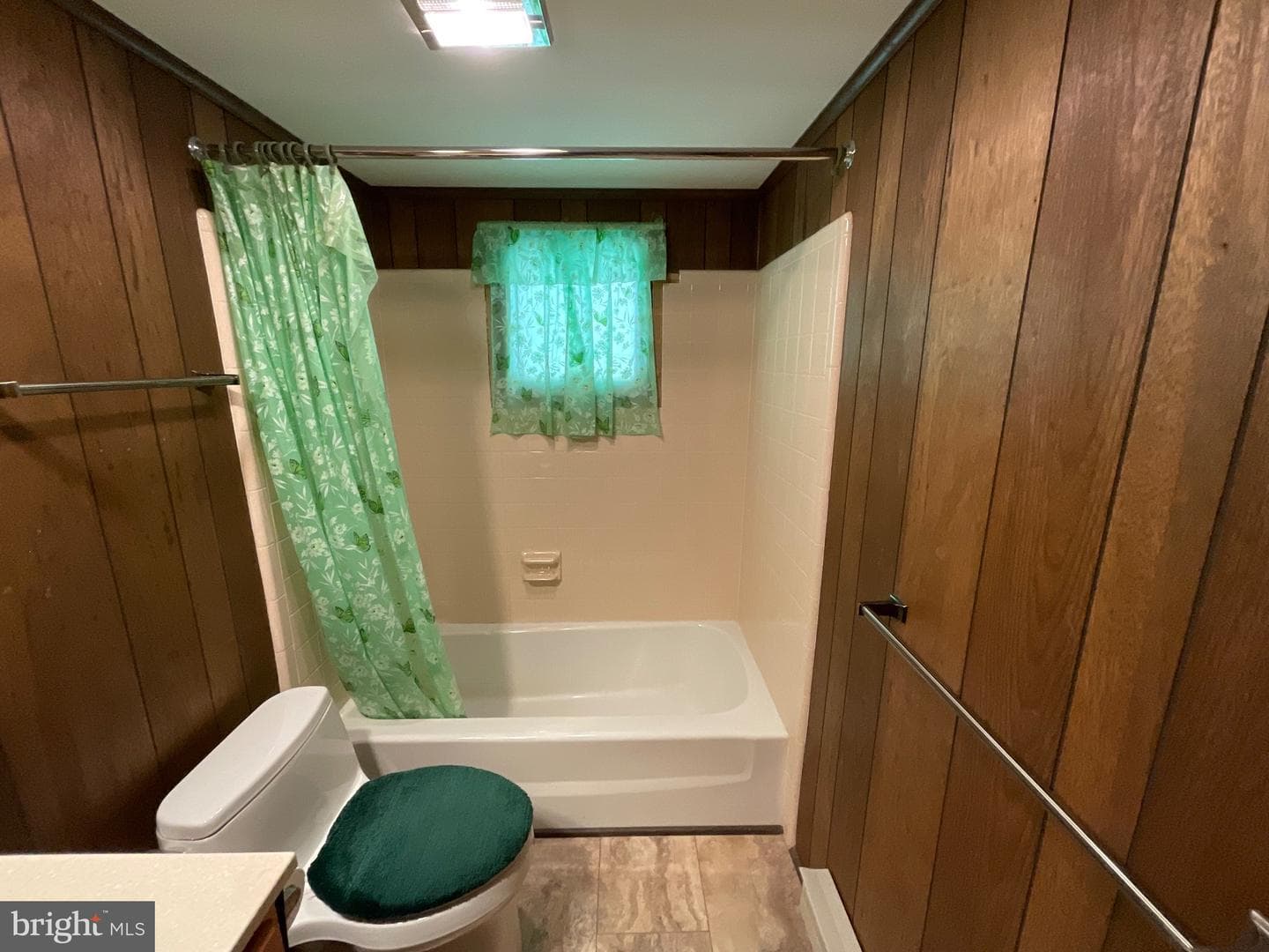 104 Tepee Drive photo 9