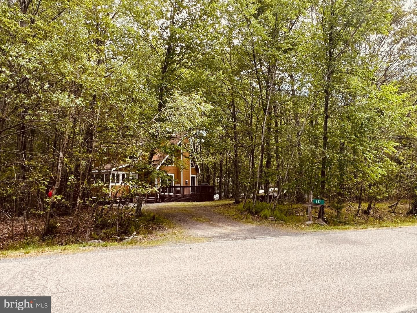 237 Choctaw Drive photo 7