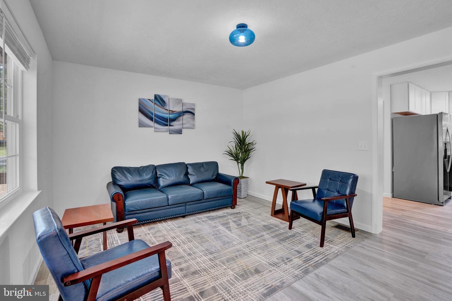 8595 Periwinkle Drive photo 25