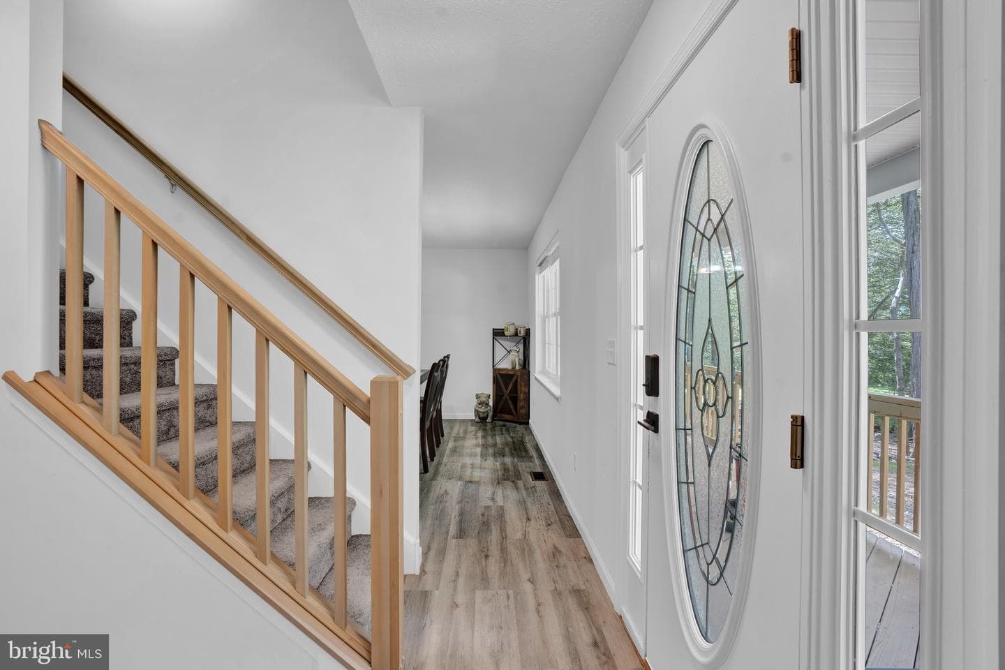 8595 Periwinkle Drive photo 4