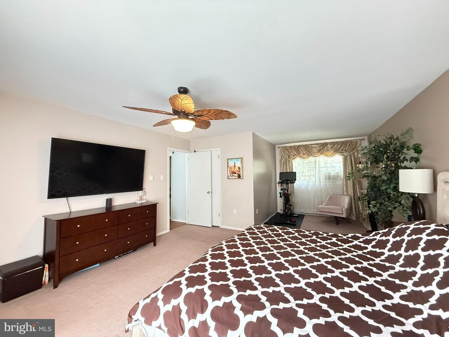 1140 Country Place Drive photo 13