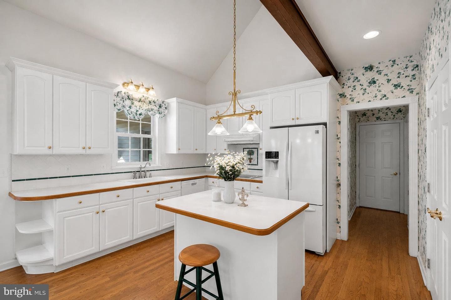 237 Eastshore Drive photo 12