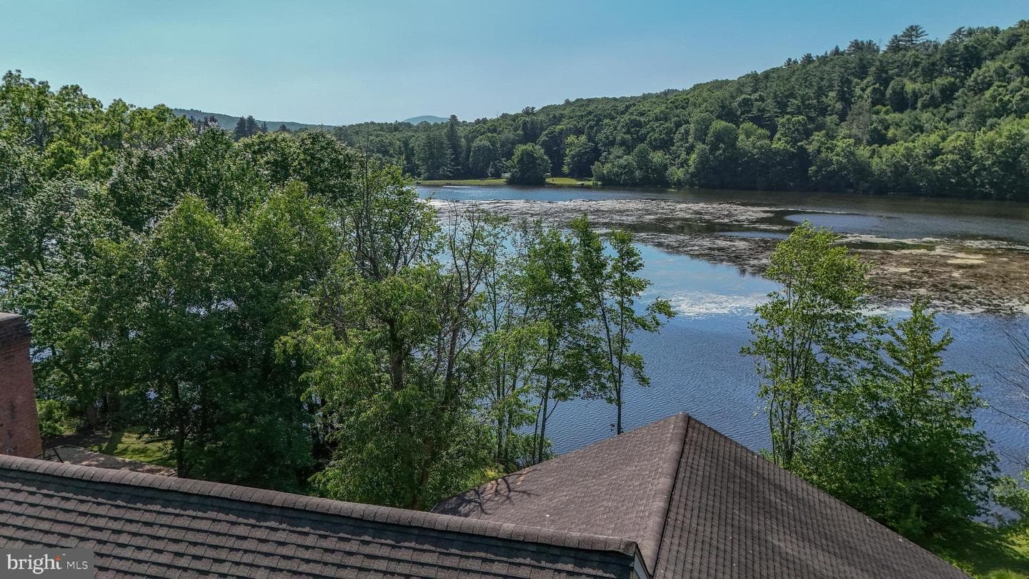 237 Eastshore Drive photo 82