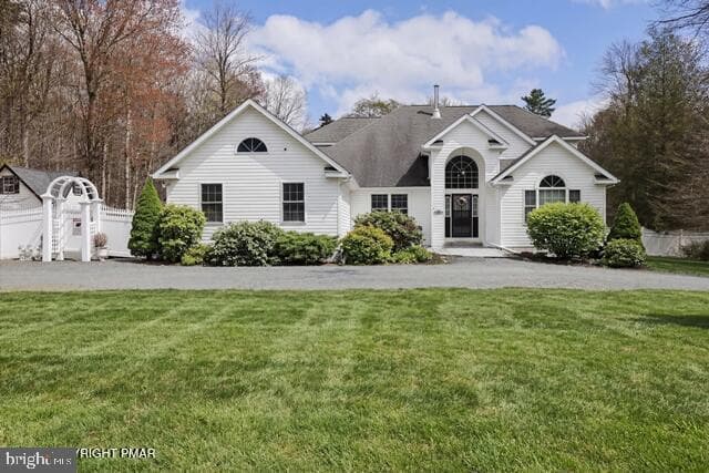 343 High Country Dr, Blakeslee
