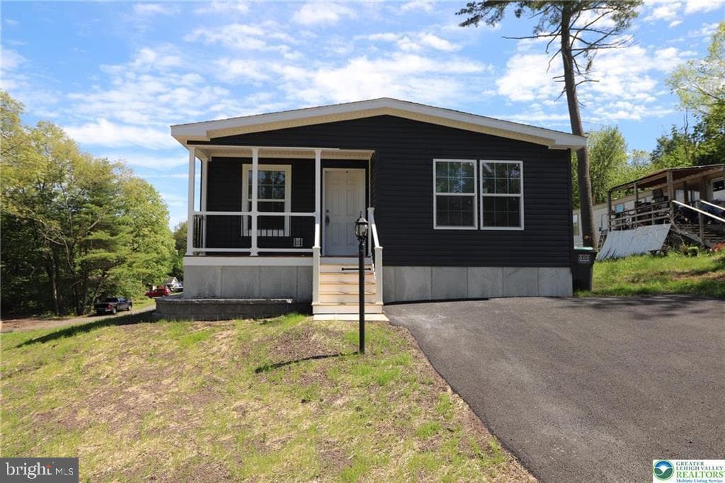 5020 Old Timber Road, Stroudsburg