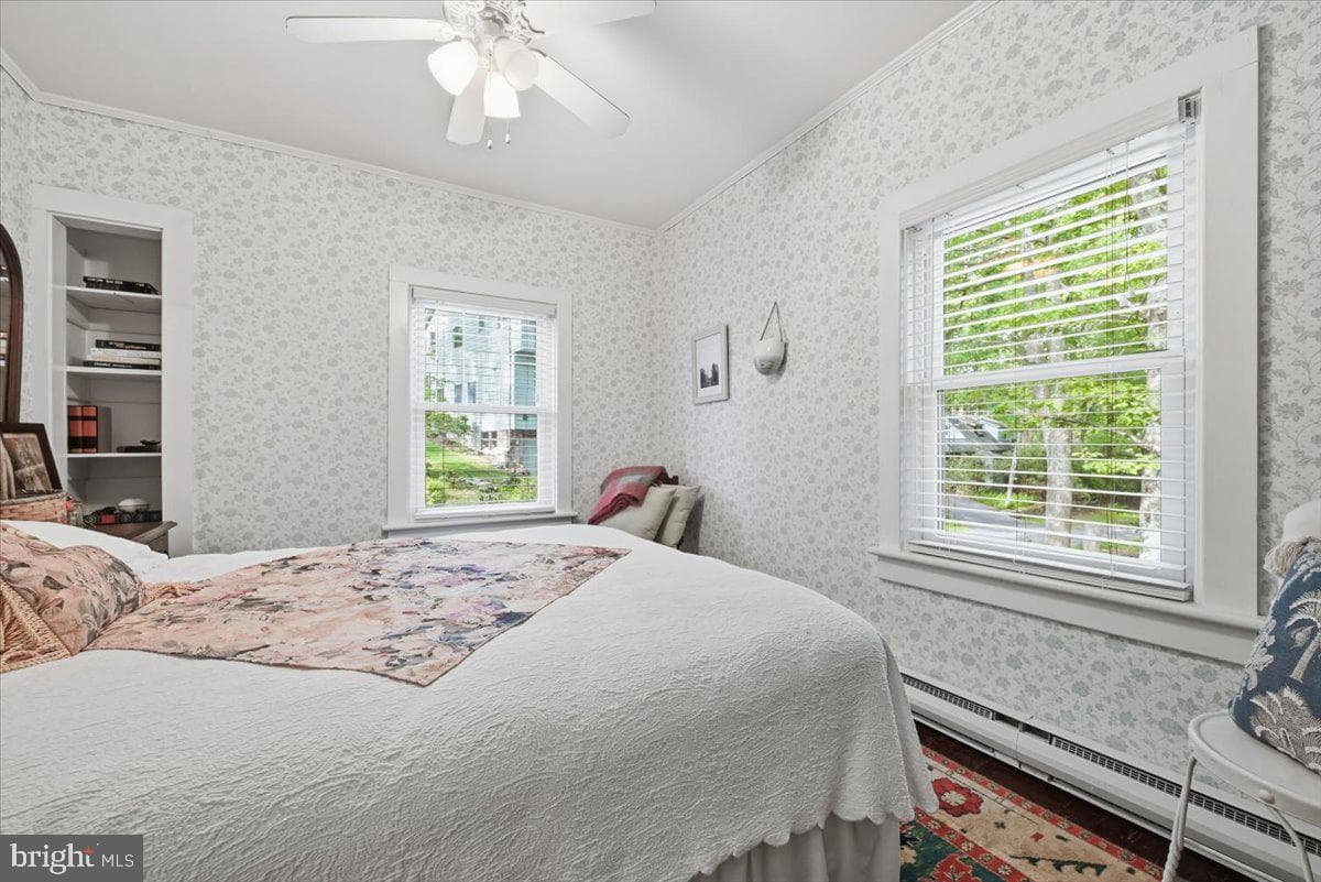 90 Oak Lane photo 36