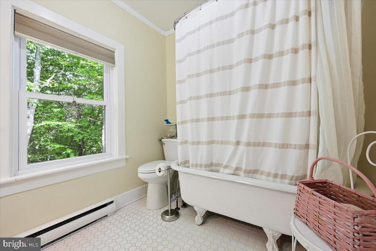 90 Oak Lane photo 53