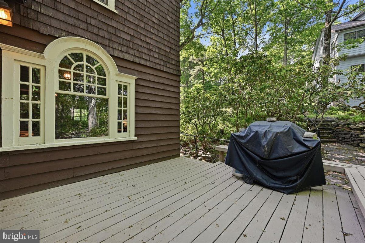 90 Oak Lane photo 75