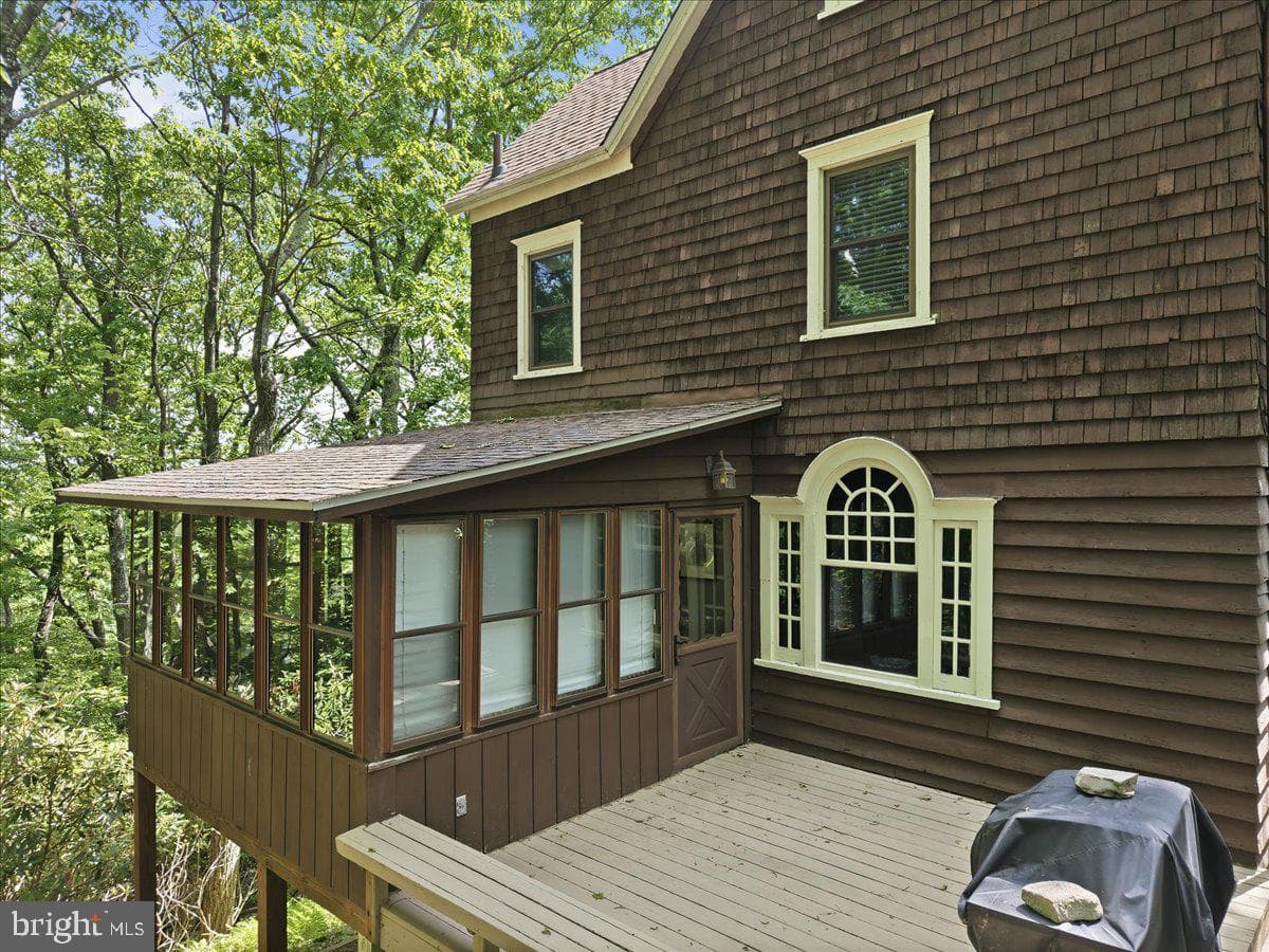 90 Oak Lane photo 81
