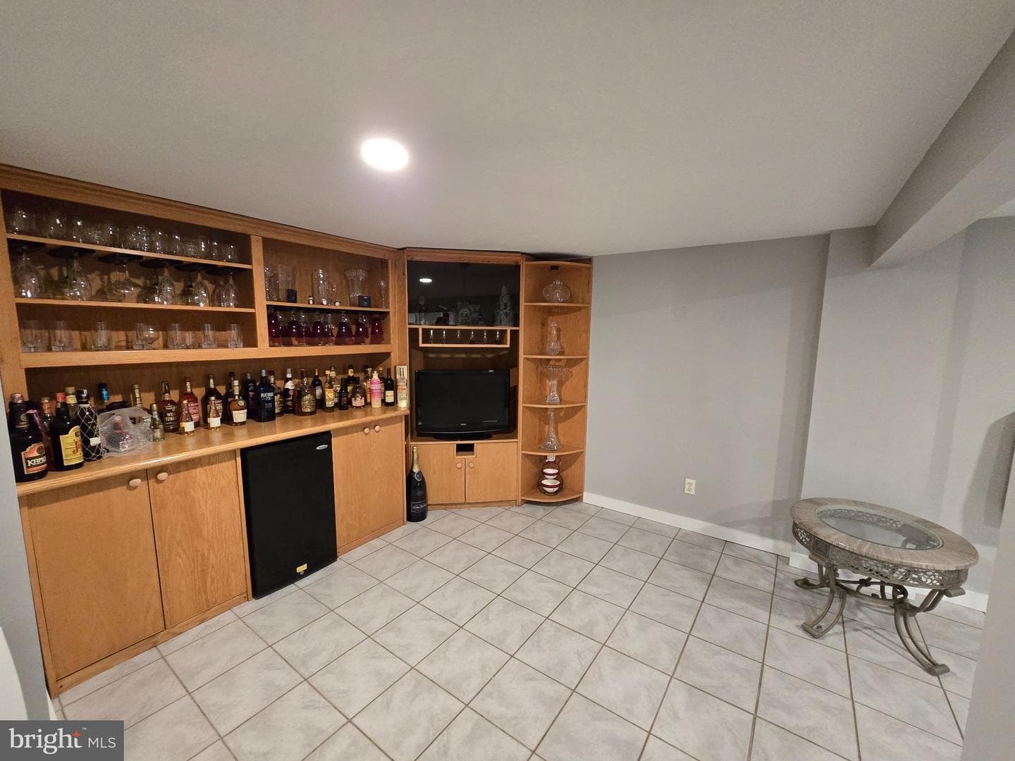 1293 Winding Way photo 7