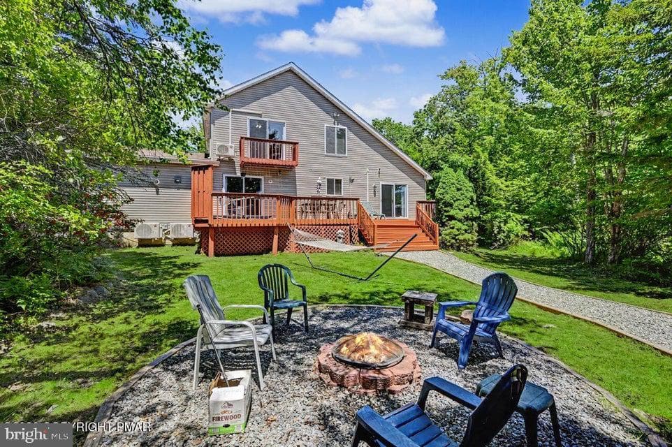 211 Nadine Boulevard photo 20