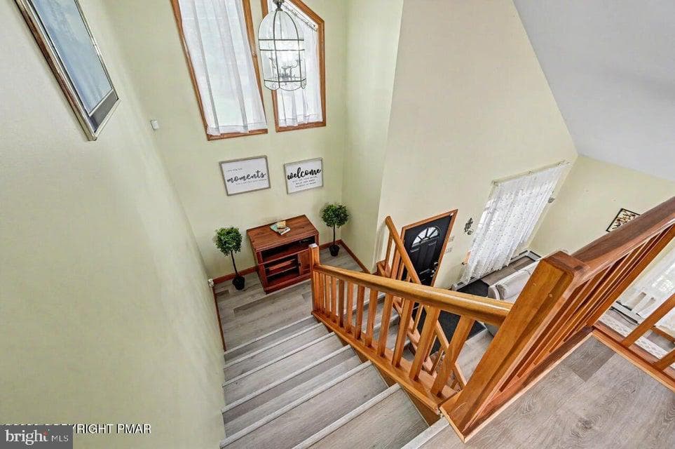 211 Nadine Boulevard photo 25