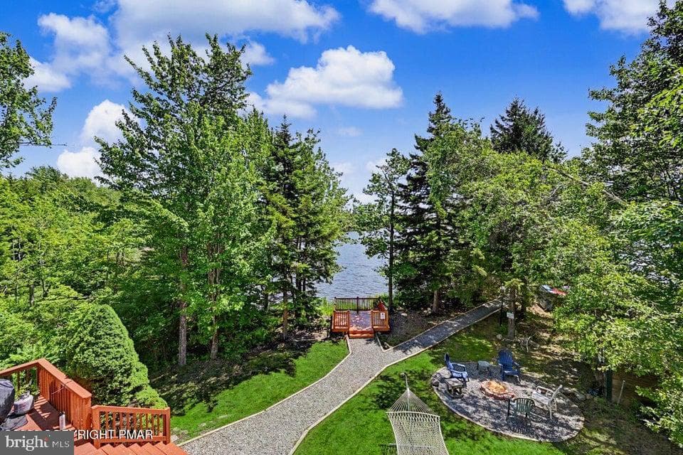 211 Nadine Boulevard photo 65