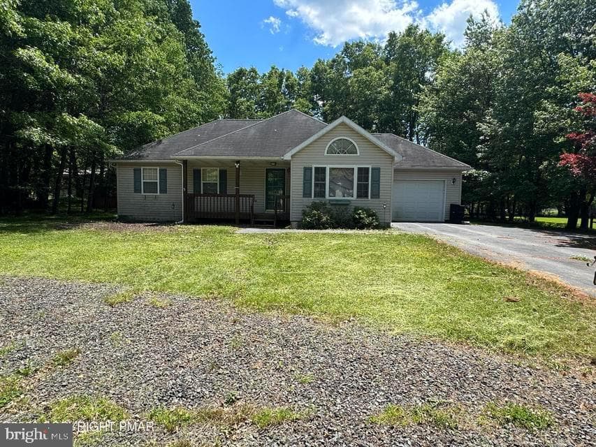 164 Bull Run, Long Pond