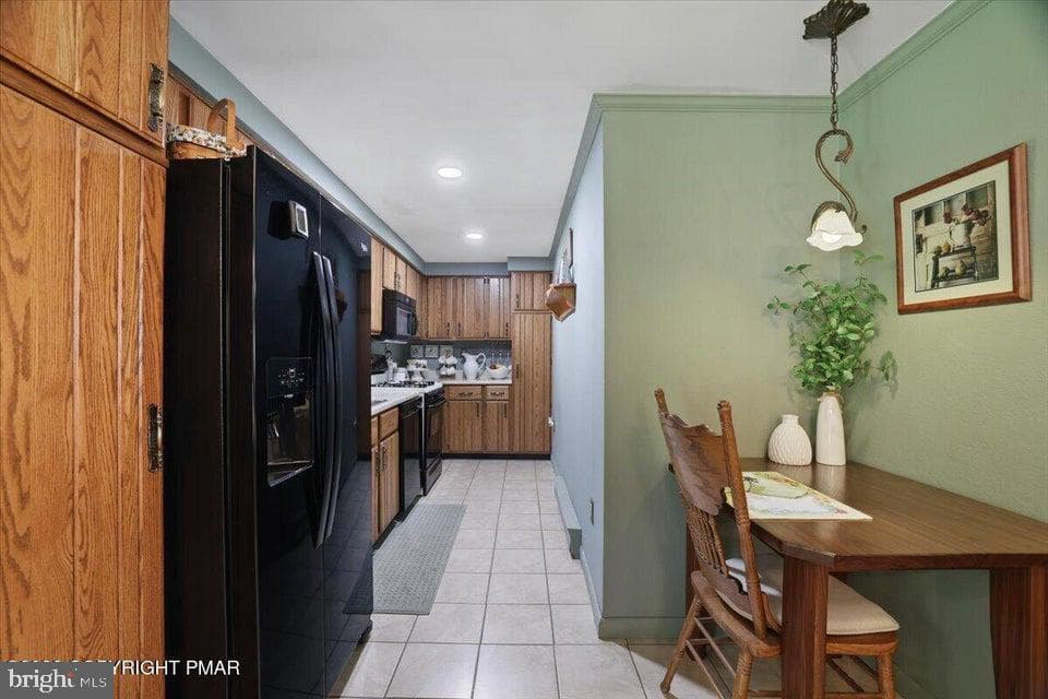 137 Outer Drive photo 29