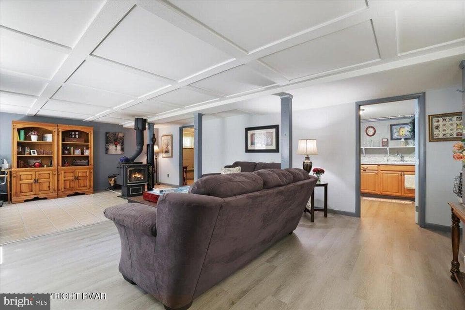 137 Outer Drive photo 4