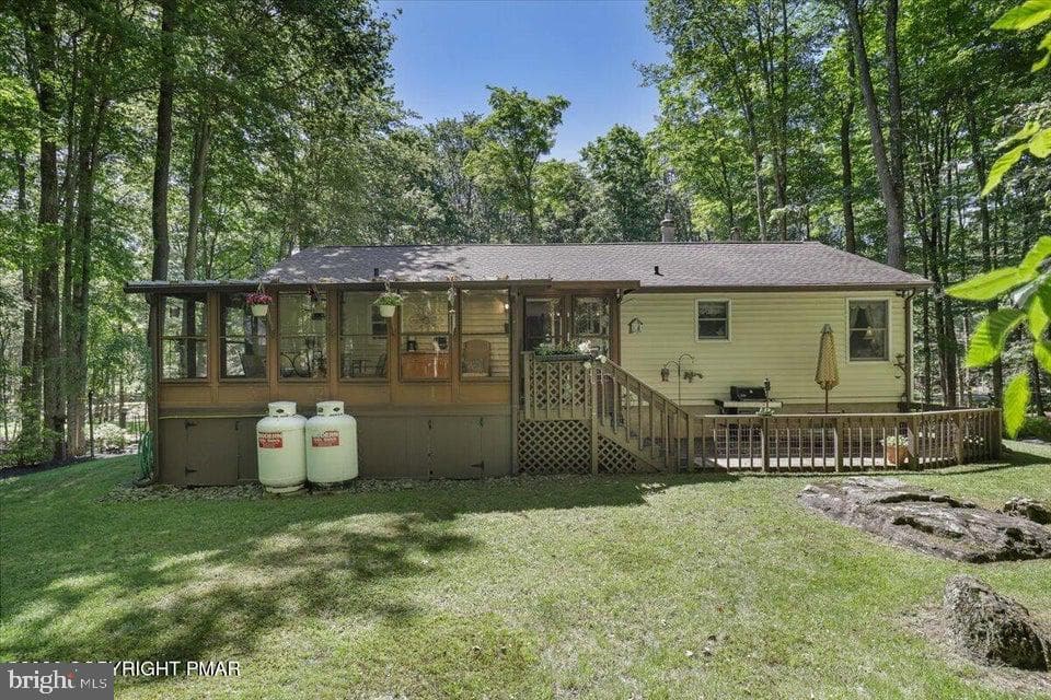 137 Outer Drive photo 8