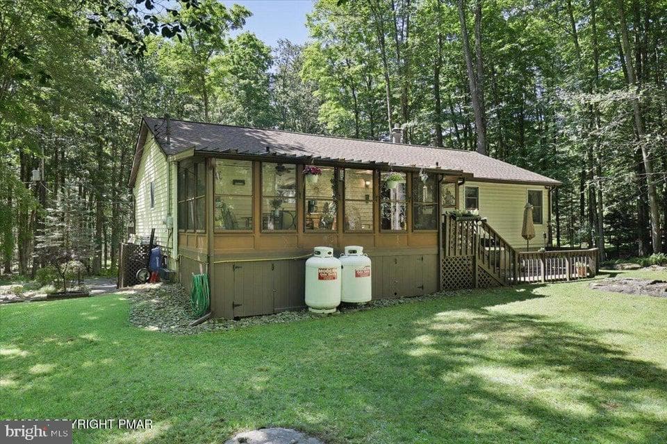 137 Outer Drive photo 9