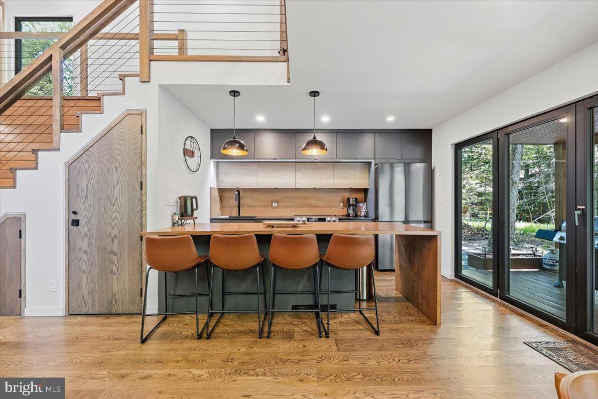 1142 Oakland Place photo 8