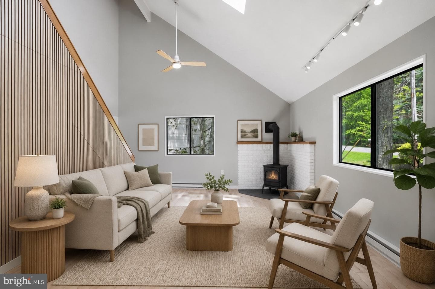 8934 Deerfield Road photo 10