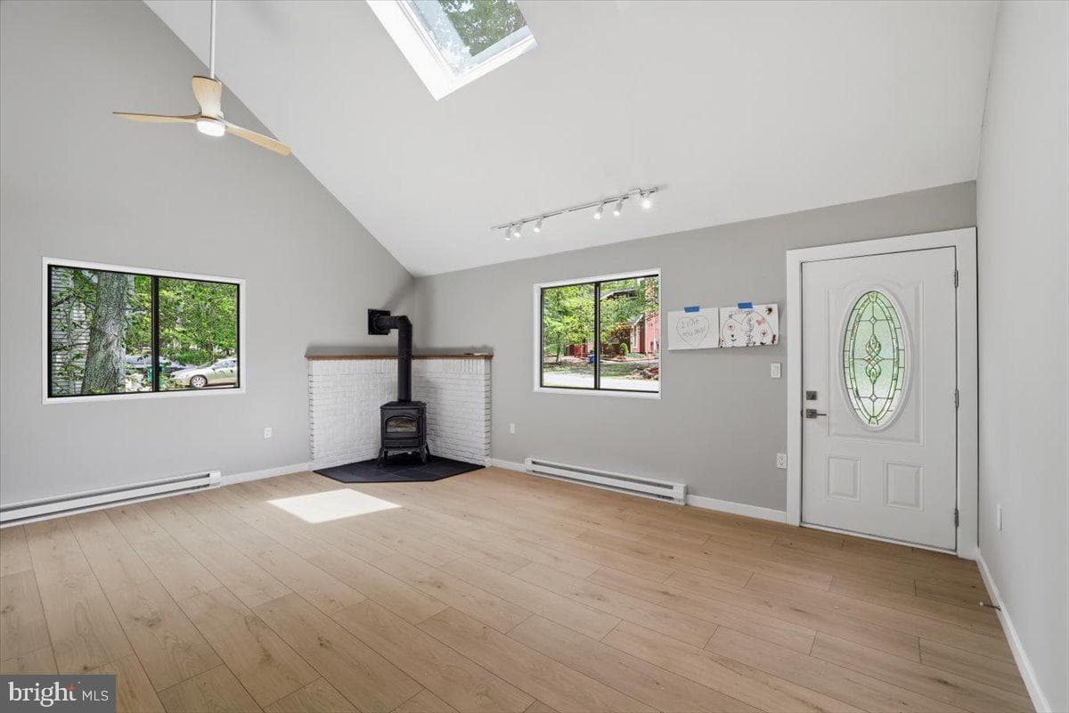 8934 Deerfield Road photo 11