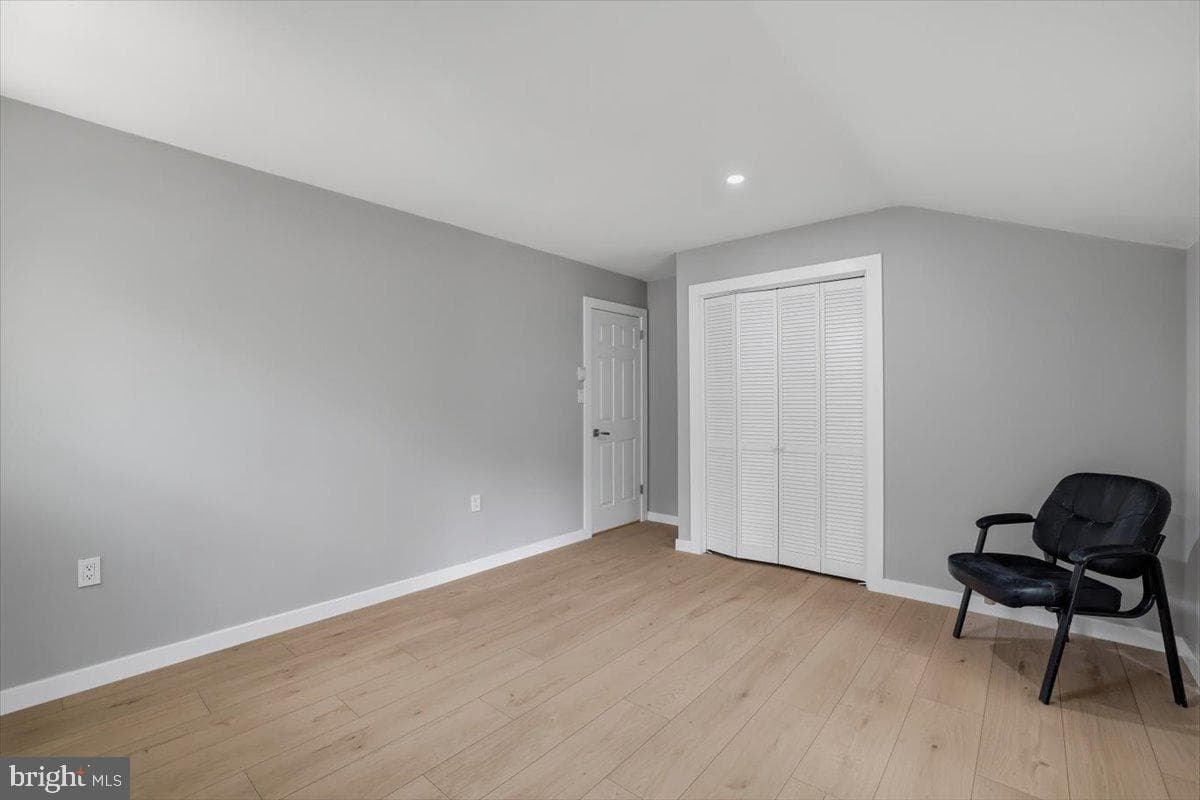 8934 Deerfield Road photo 27