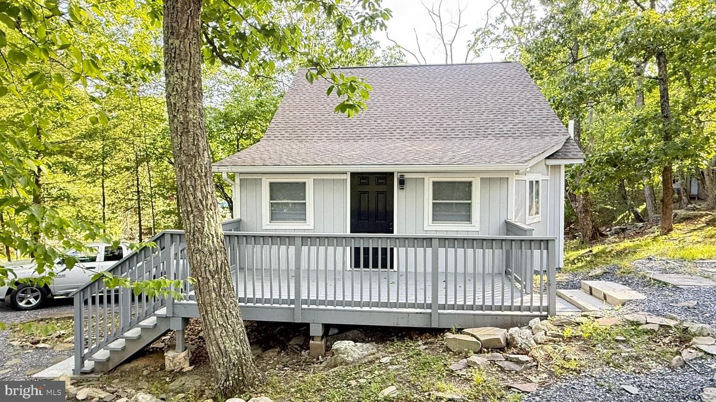 117 Clifton Dr, Bushkill