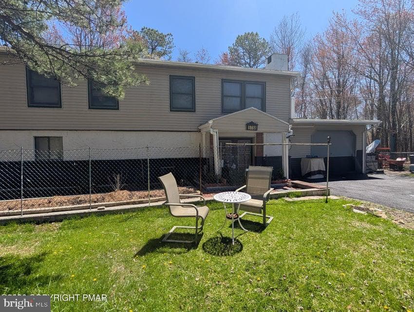 1514 Clover Road, Long Pond