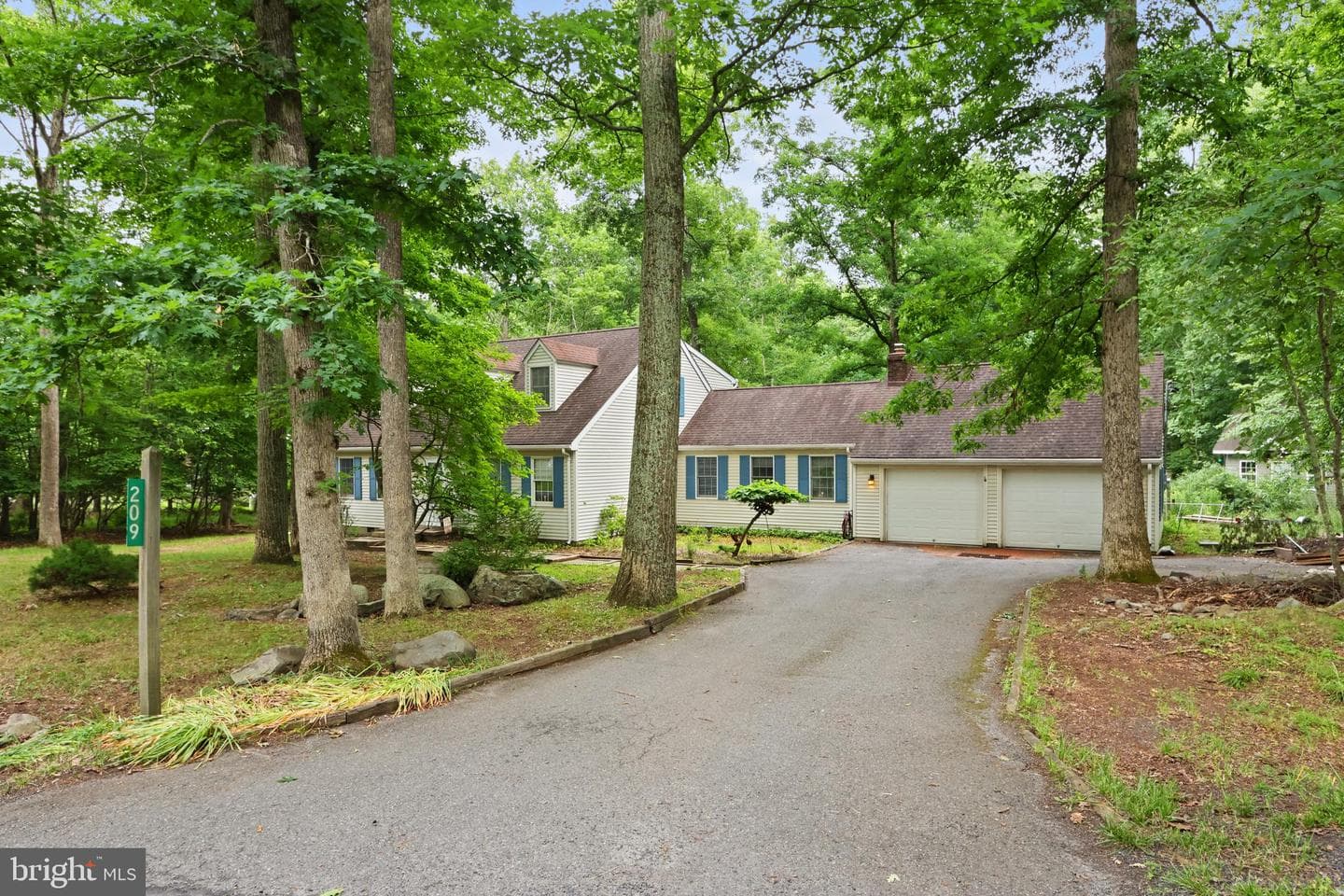 209 Remington Road photo 40