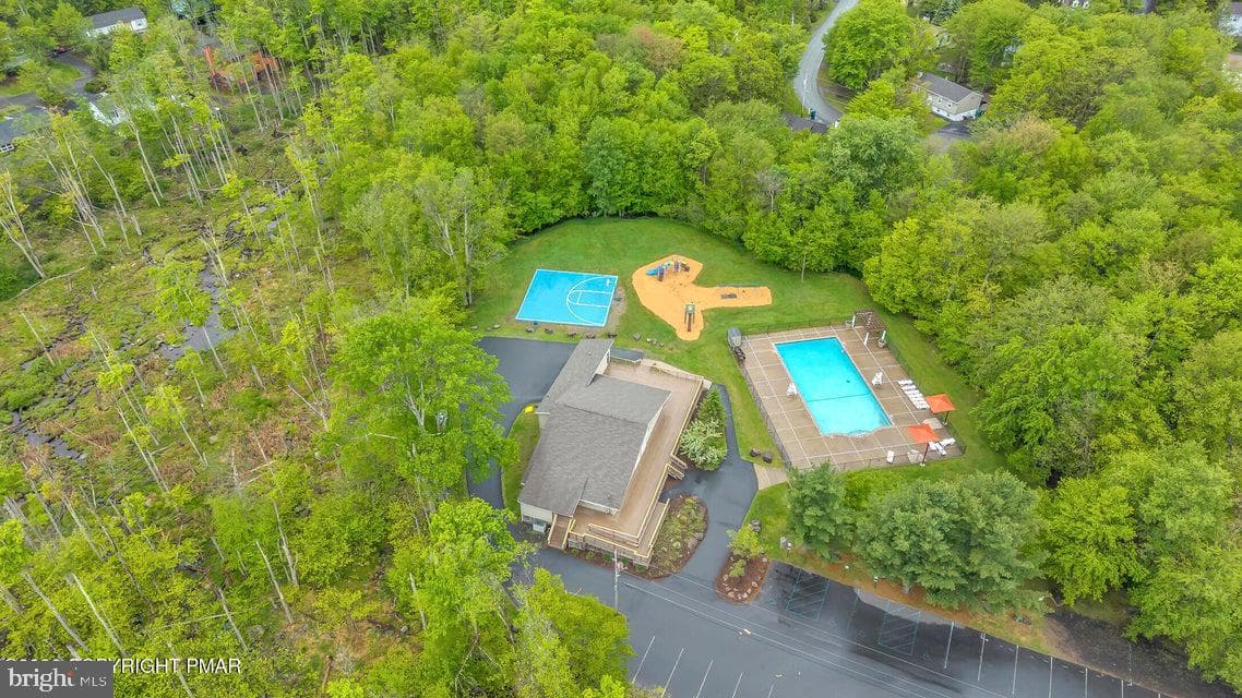7430 Ventnor Drive photo 41